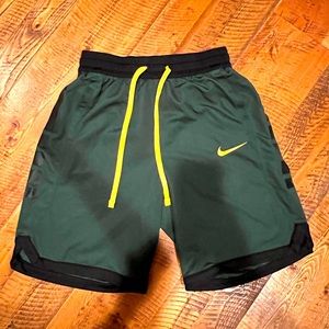 Nike men’s elite shorts